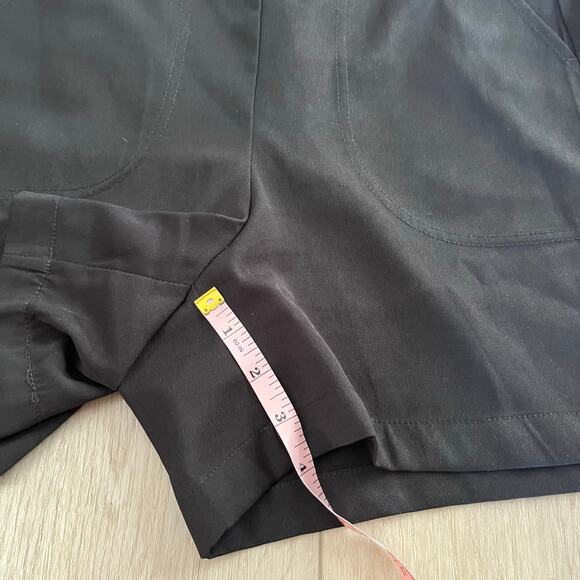 Max Studio Women’s Black High Rise Pull On Short Sz M - Picture 5 of 8